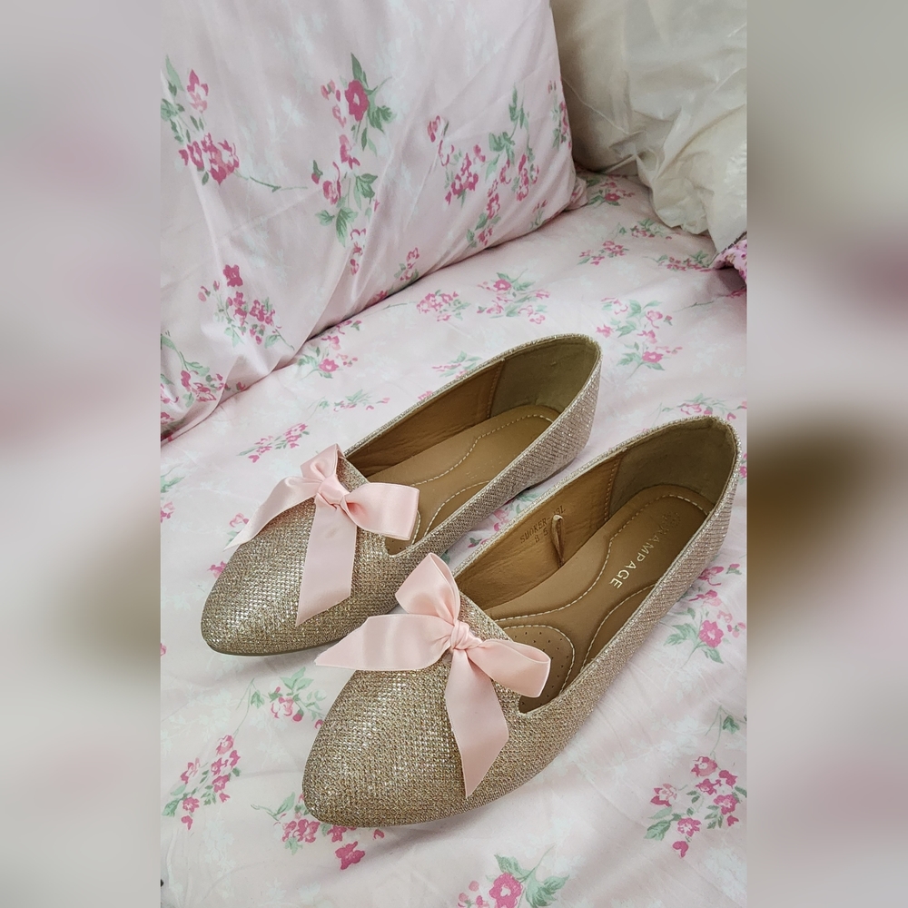 Flats - Picture 2 of 2